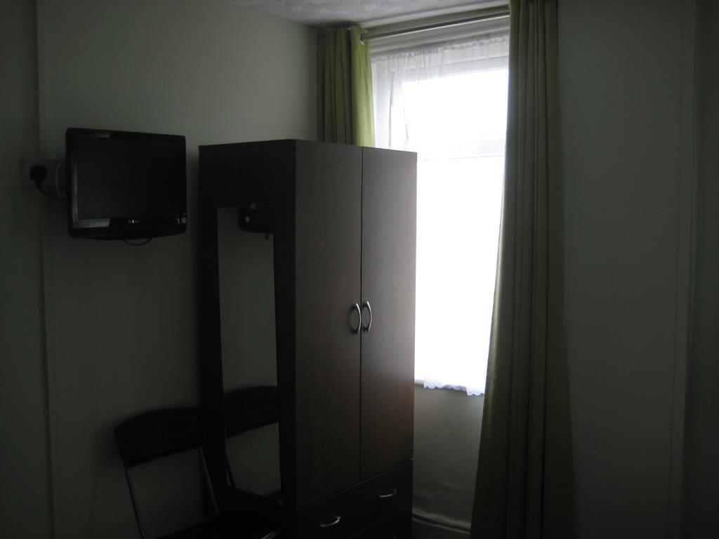 The Dragonfly Bed & Breakfast Blackpool Room photo