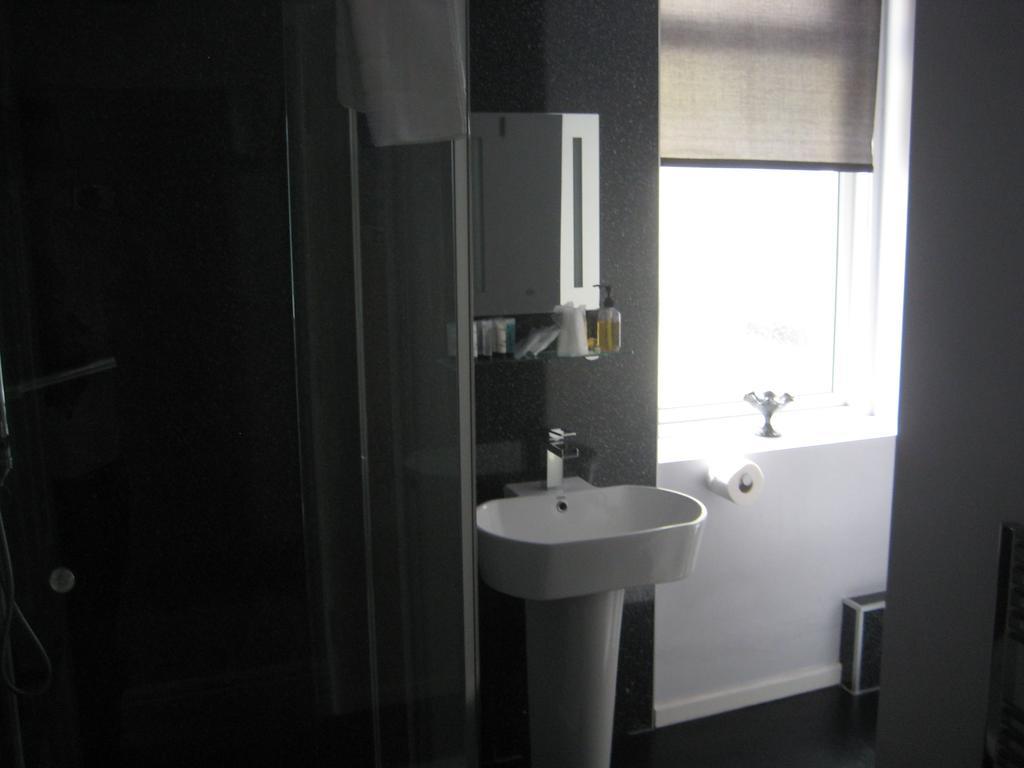 The Dragonfly Bed & Breakfast Blackpool Room photo